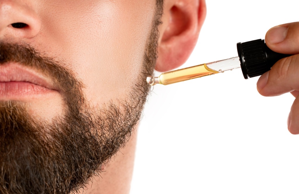 Does Beard Growth Oil Work? Its Uses & Benefits