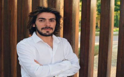 Best Hairstyles for Guys with Long Straight Hair