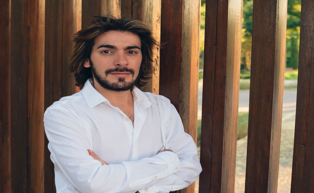 Best Hairstyles for Guys with Long Straight Hair